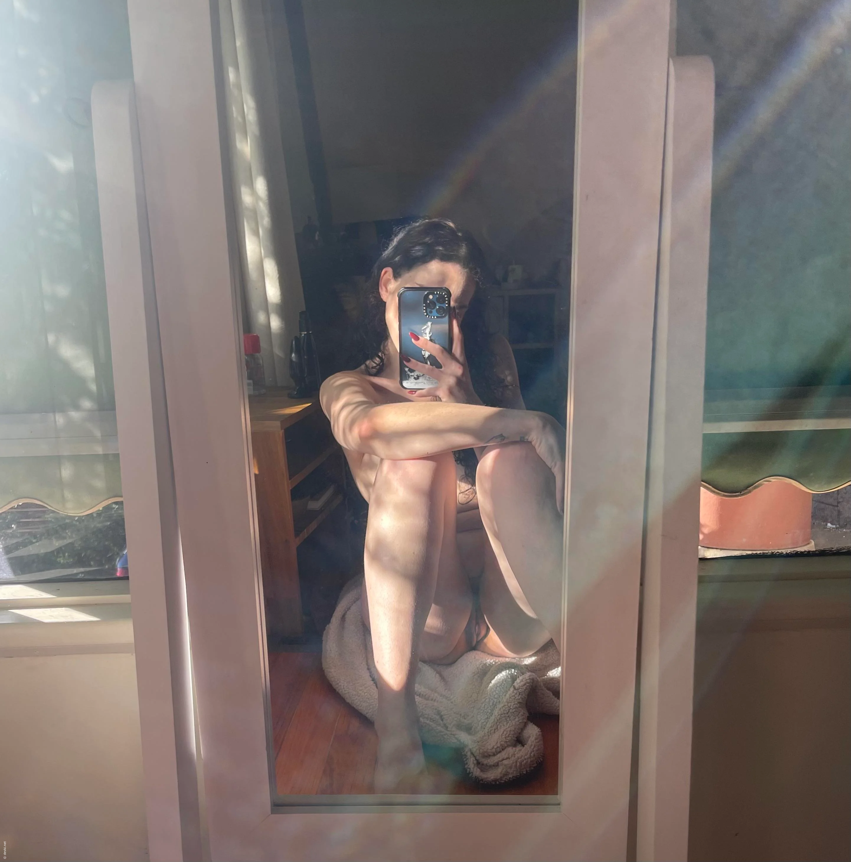 Just some more of my sun kissed & dripping wet pussy for you (f)