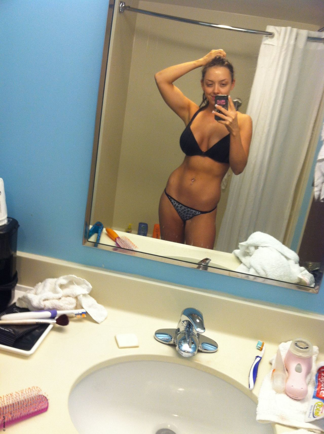 Laura Dennis (Allie aka Cherry Bomb) NUDE Leaks