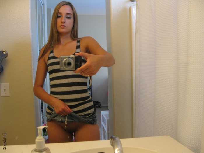 Very kinky photo session in the bathroom