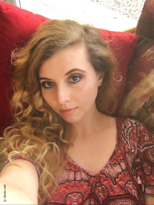 Cuckold boyfriend expose hot blonde girlfriend cuck