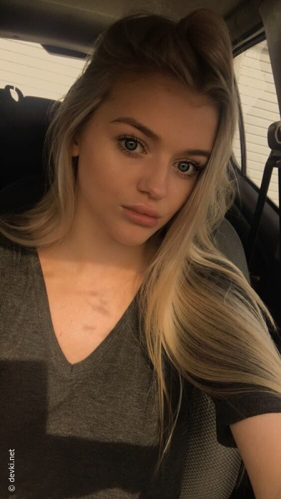 Sexy amateur blonde teasing