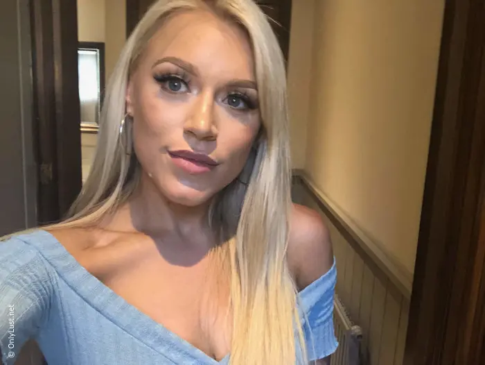 Elle Brooke BEST Onlyfans Nudes