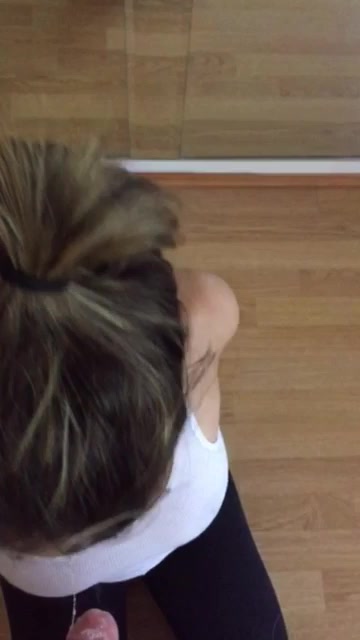 Incredible deepthroat oral sex with girlfriend