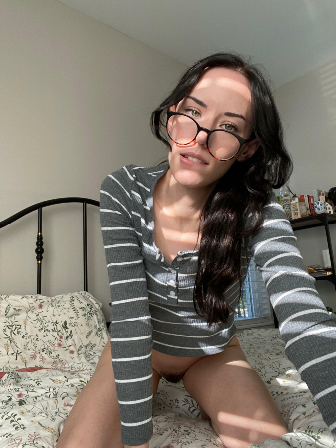 I'm already waiting for you without panties