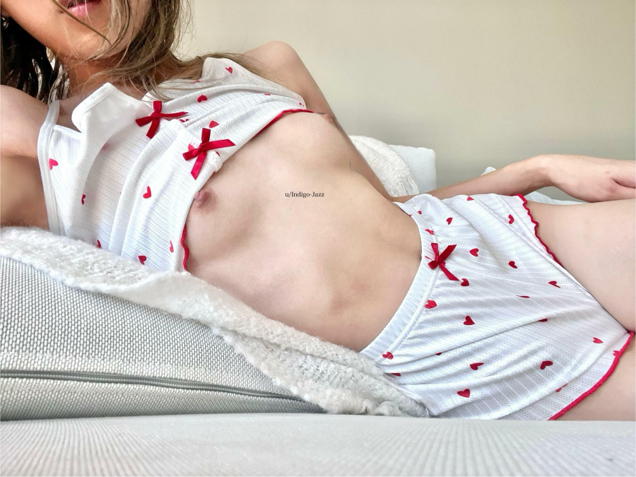 did someone order a 5’3” and 95lbs fuckdoll?