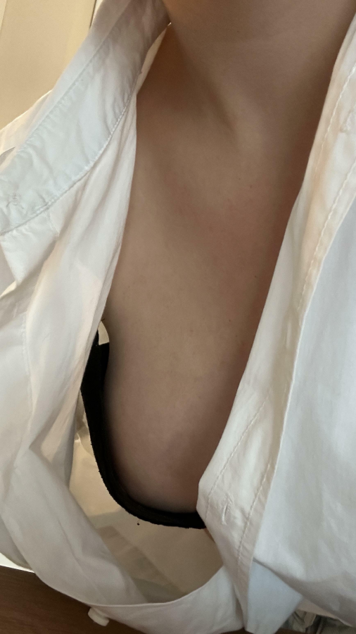 It's gonna be hot in the office today.. Would you like this view as a my colleague?