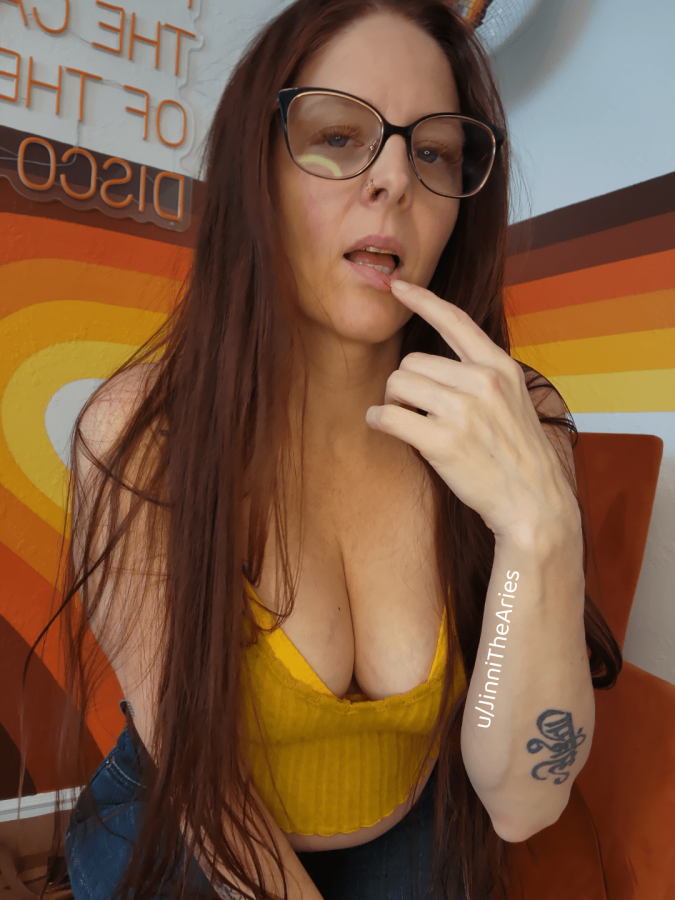 Yellow is one of my favorite colors. What's your favorite color?