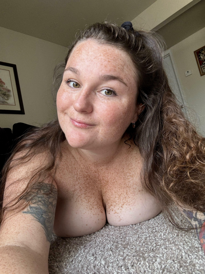 Naked cleavage is the best kind of cleavage