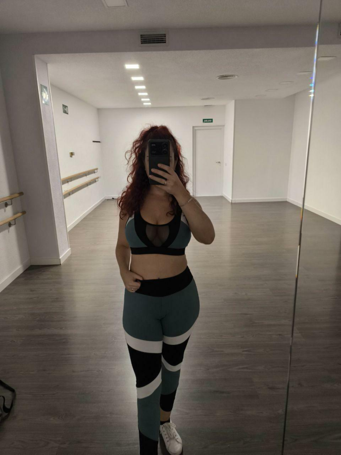 Everything is a cleavage if your tits are big enough