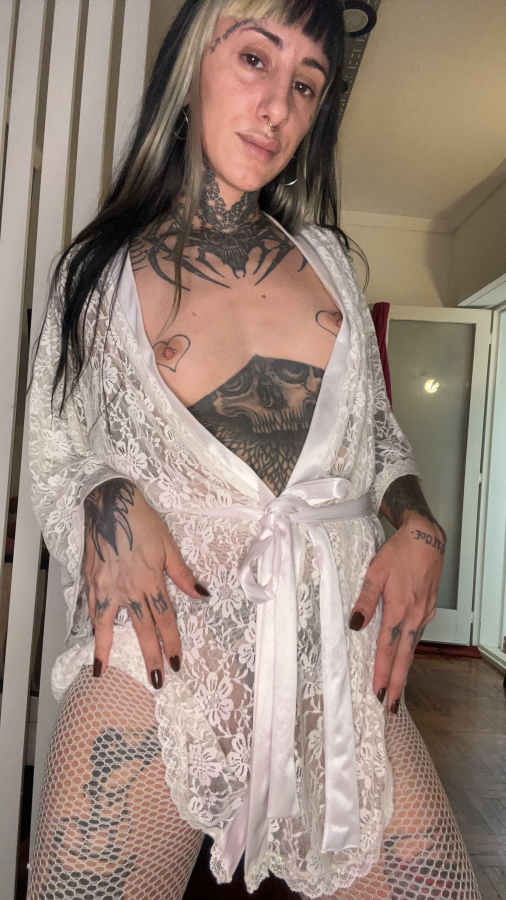 Do older guys still eat pussy?