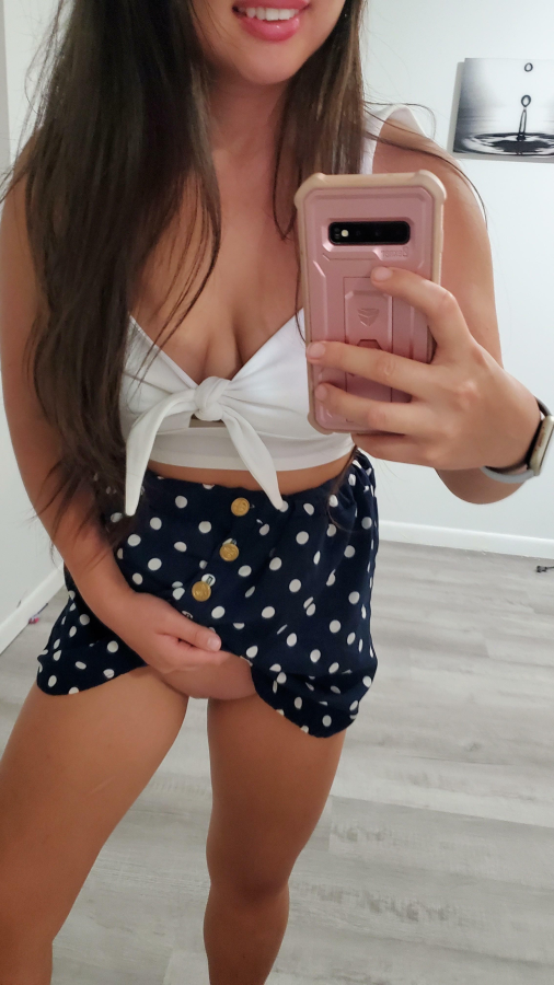 Whoops silly teacher forgot her panties today ?‍??