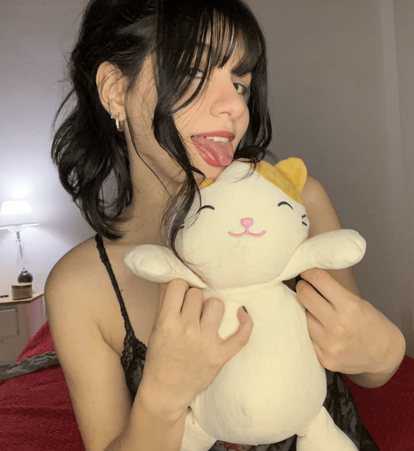 Drop a ❤️ for free nudes and I’ll s3nd, try me