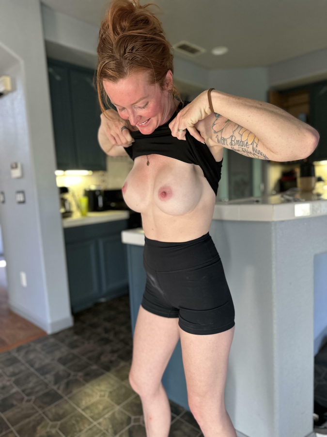 Flash your tits Friday! (F35)