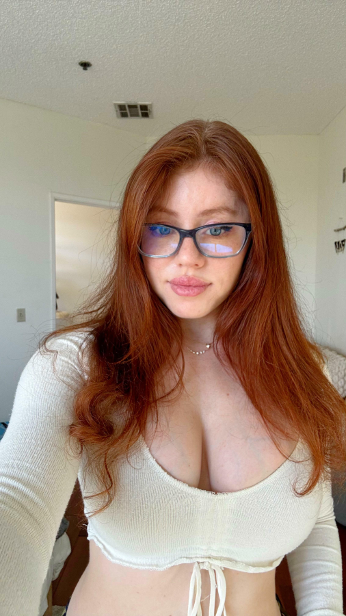 Need to wear my glasses more they are pretty cute ?