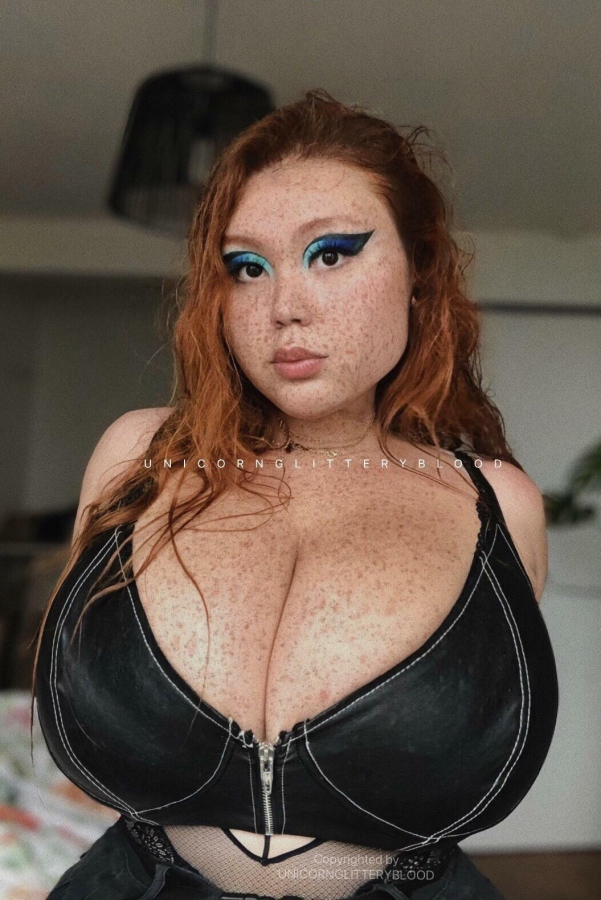 i get looks when i go out, i wonder why! do you?