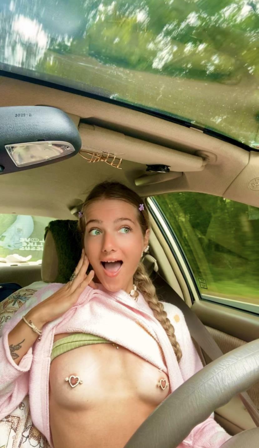 omg so many people just saw me flash them!!