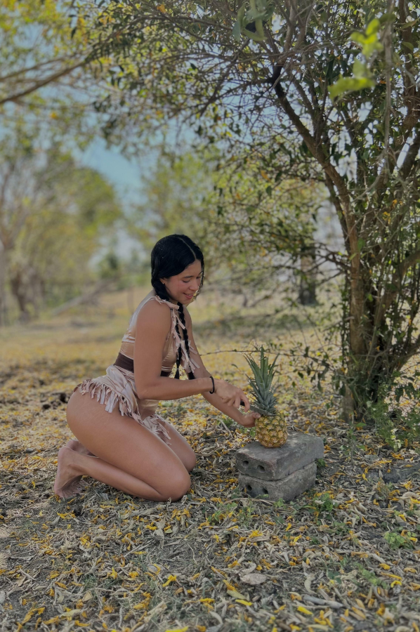 Would you feed my wife pineapple?