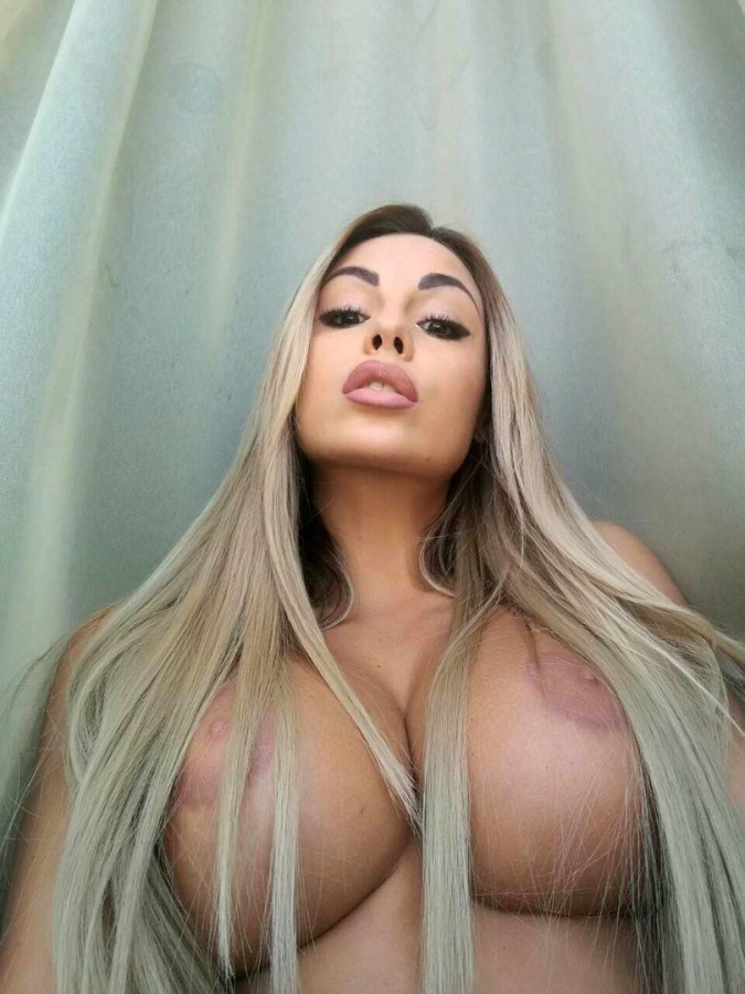 I'm sitting on you, gently remove the hair from my chest with your hands