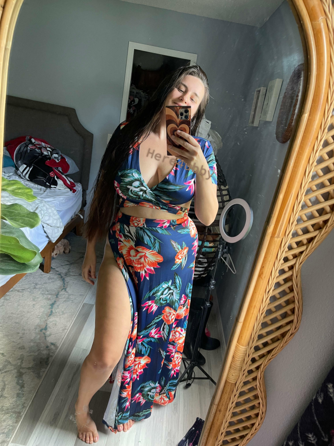 My outfit for our dinner date?