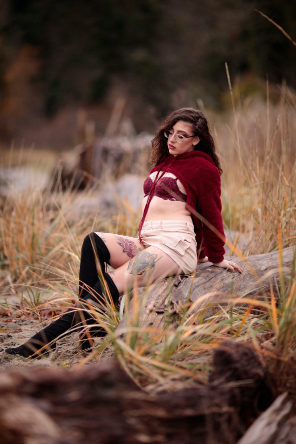 Come here and shower me with your cum