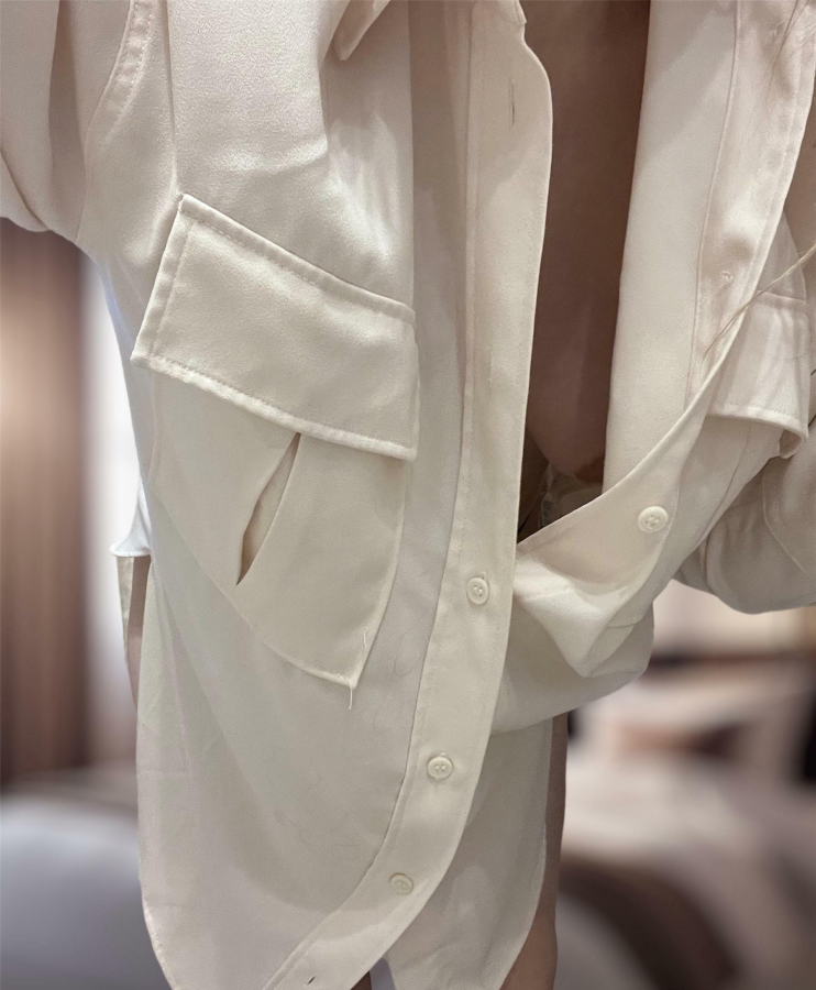 This small cutie wants to say hello