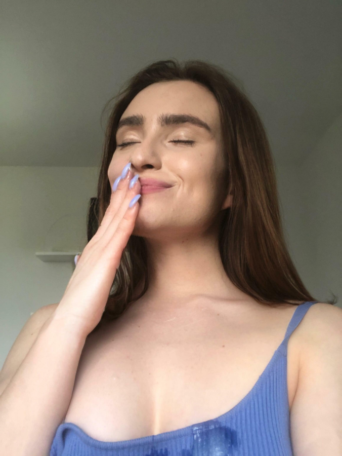 It's me who happily dreams about your dick