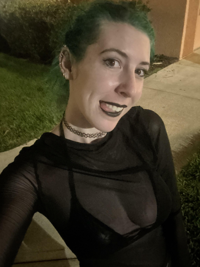 See through cleavage