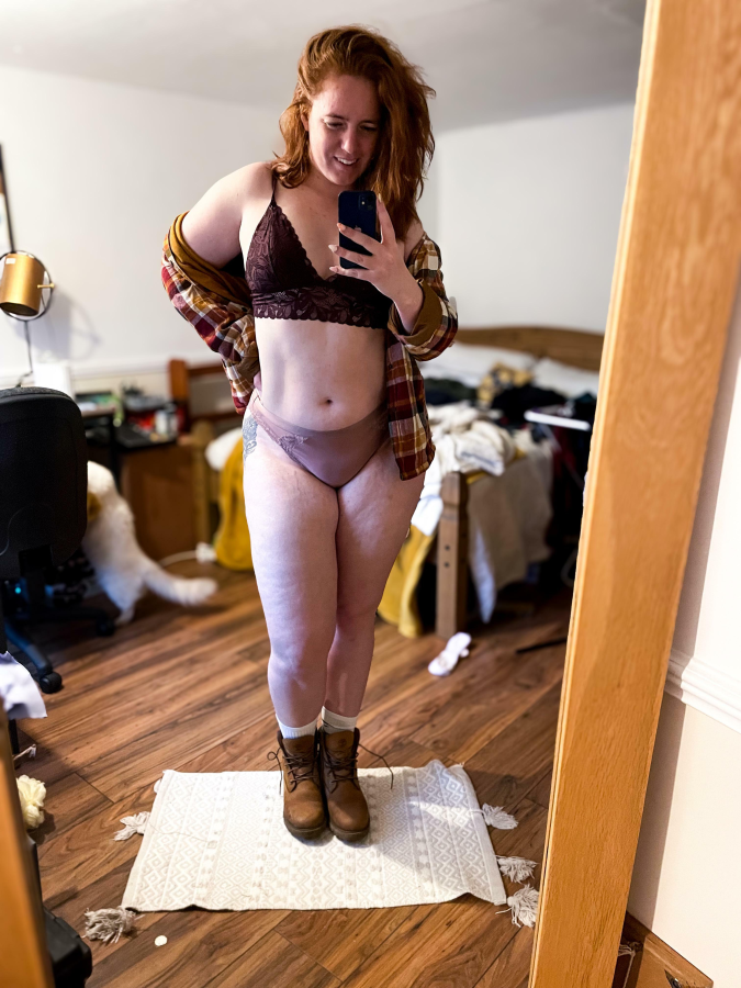 I heard you like thick soft thighs on your redheads