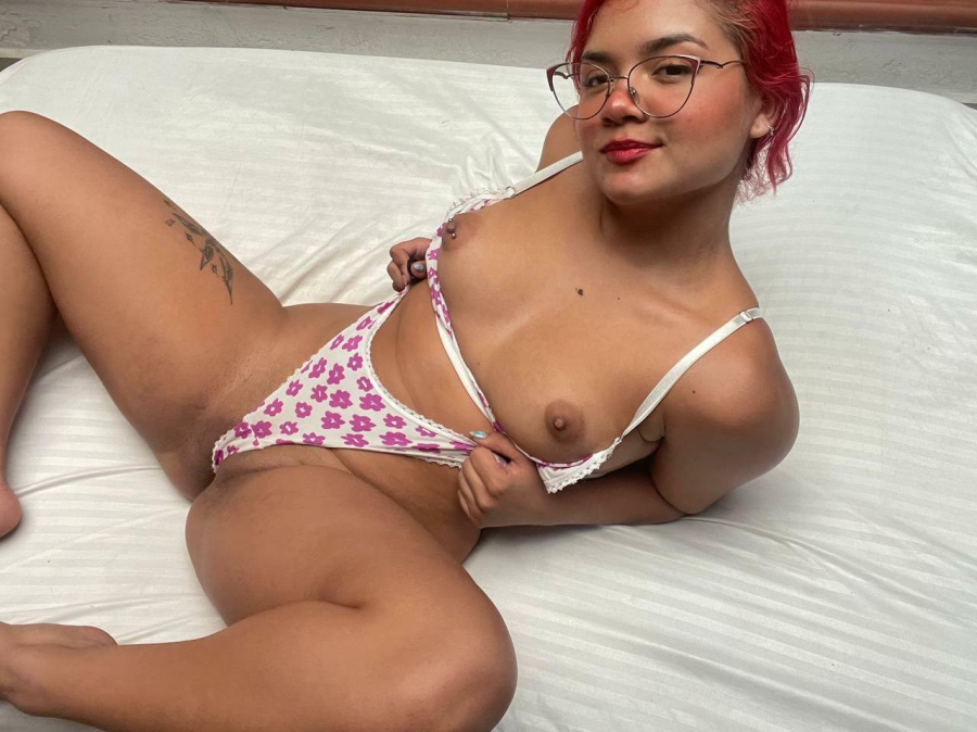 Lets make a creampie papi ??