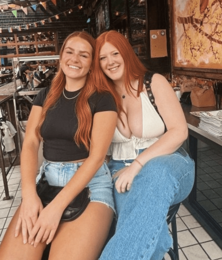 Redhead Besties