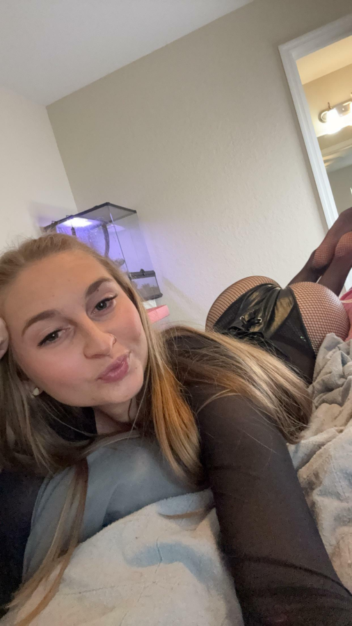 Cute little butts always find a way in the photos