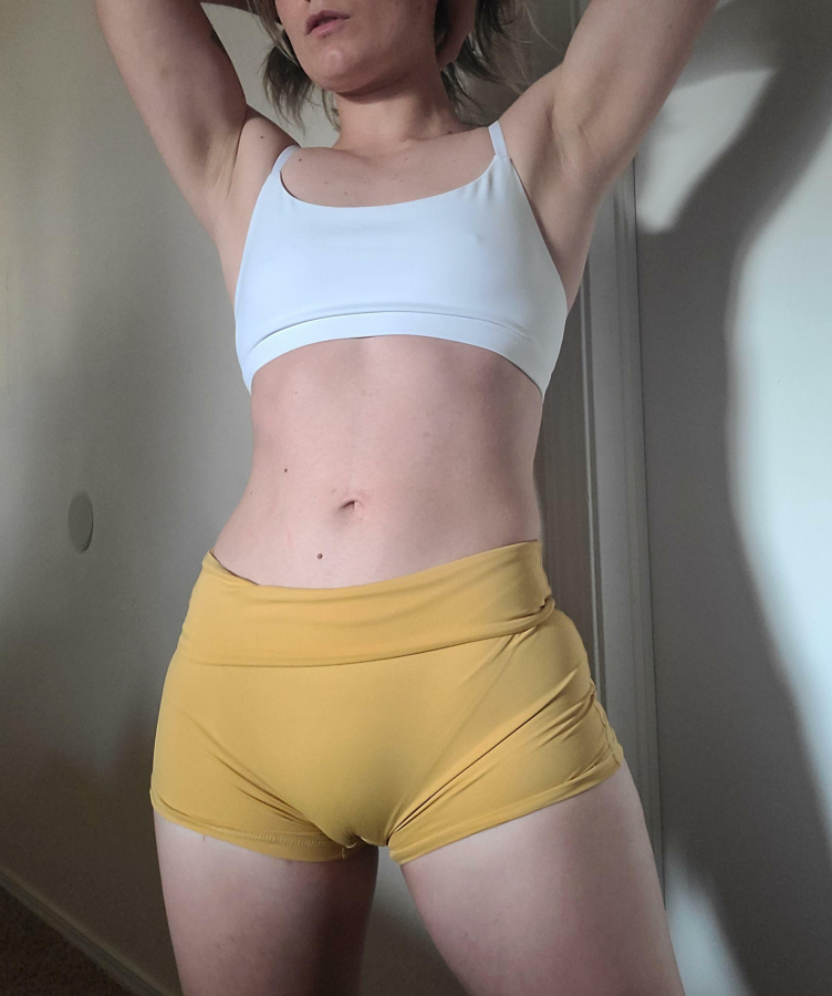 I'm not sure how I feel about these tiny yellow leggings