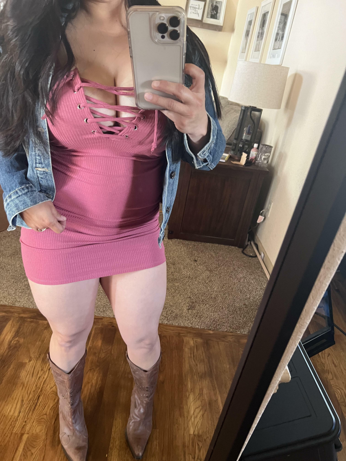 Need a favorite Latina milf