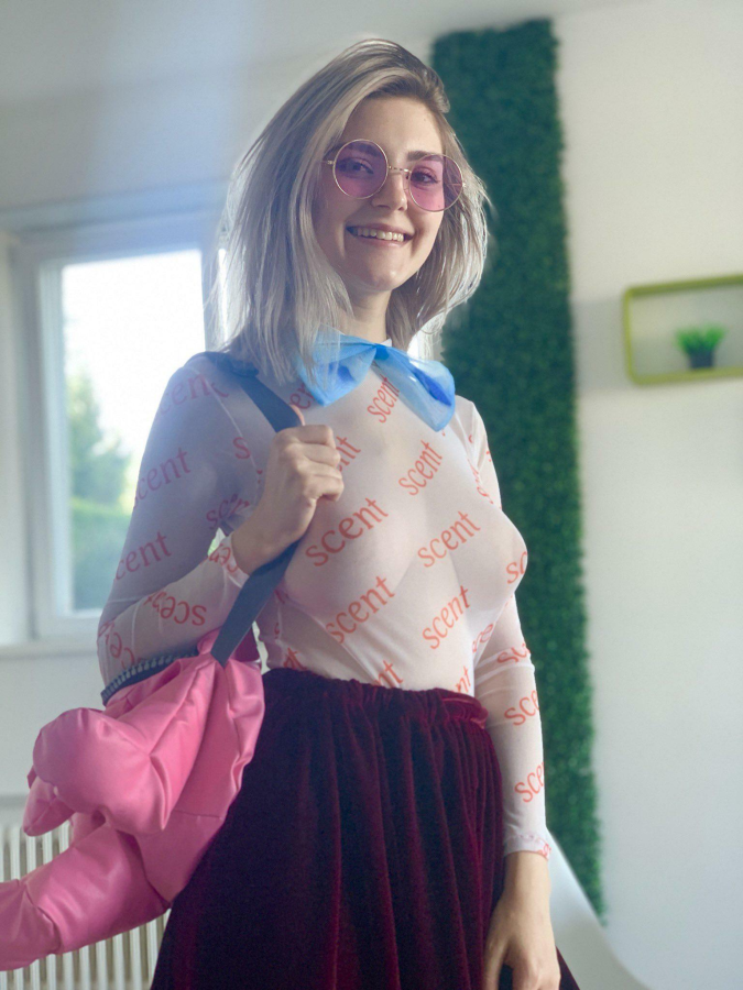 i feel so cute when i smile