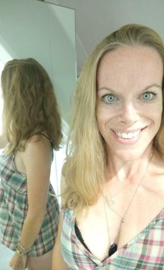 Do you look at my smile or at somehing else ?