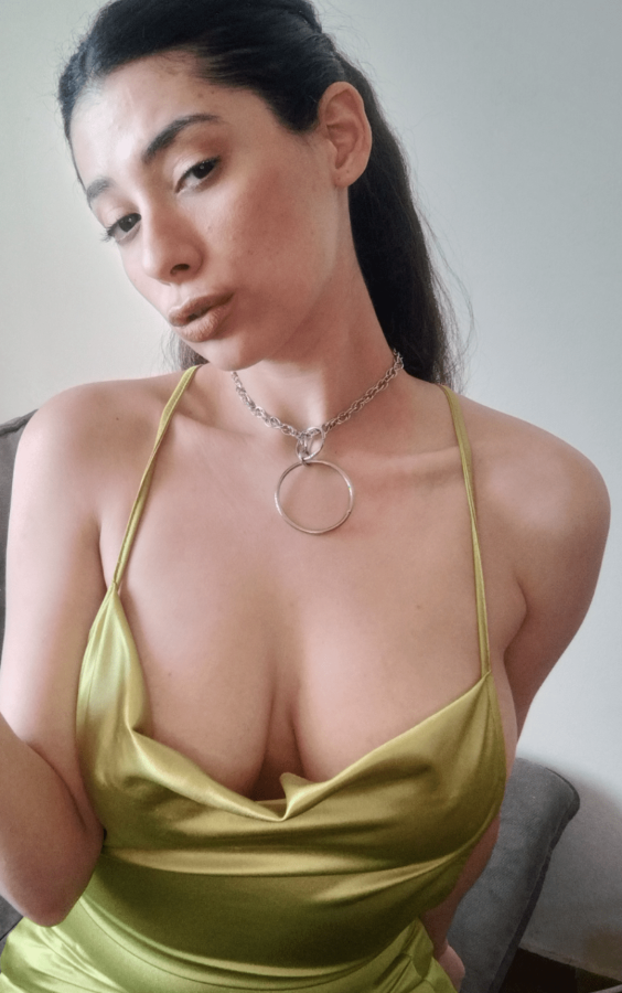 Tonight I'm going out to dinner with a friend and this will be my outfit