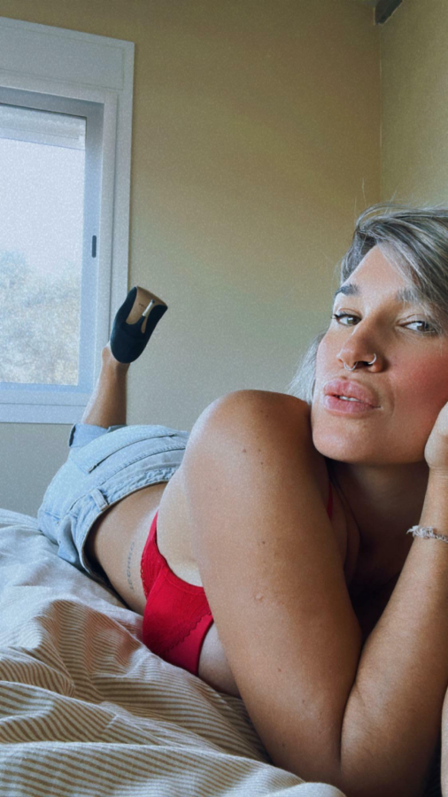 Two kids and still hot