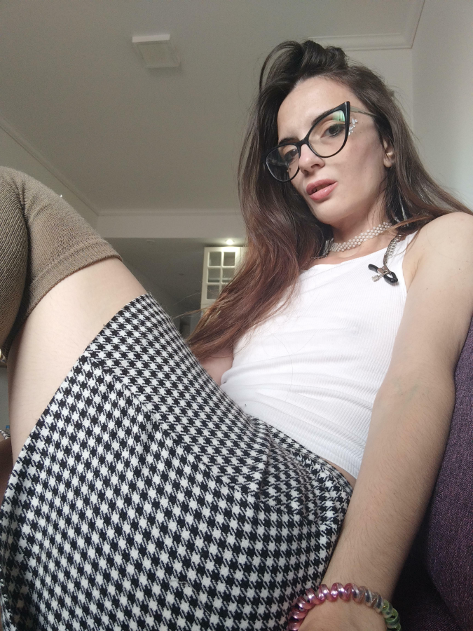 I see you looking at me